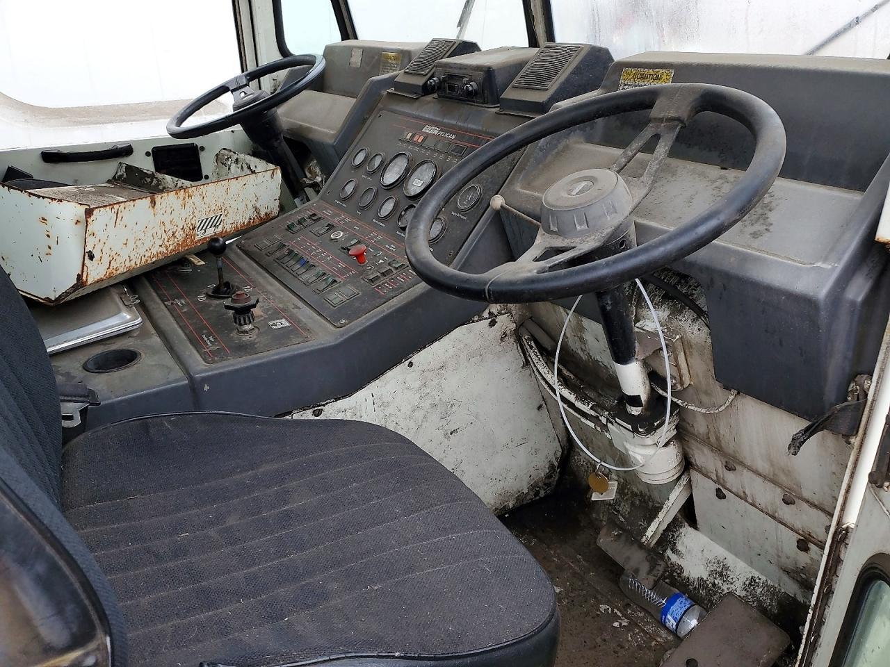 1997 Elgi Pelican