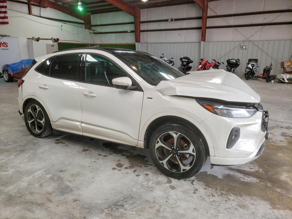 2024 Ford Escape st Line Select