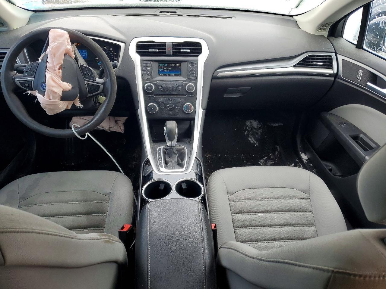 2013 Ford Fusion s