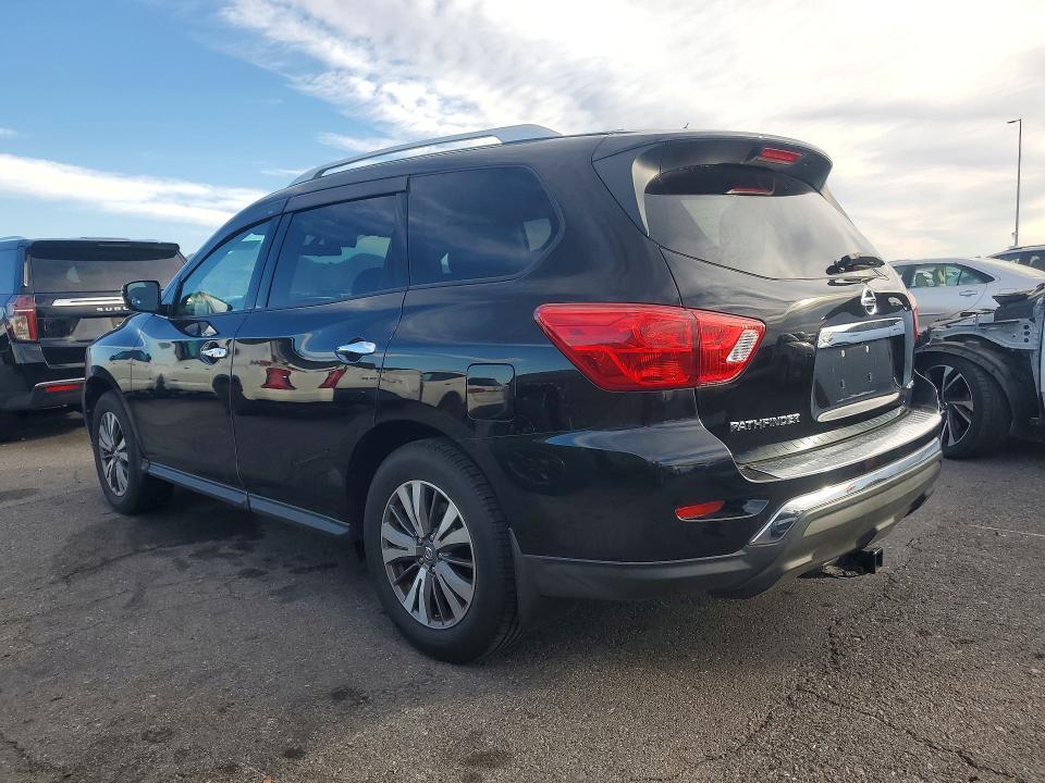 2017 Nissan Pathfinder s