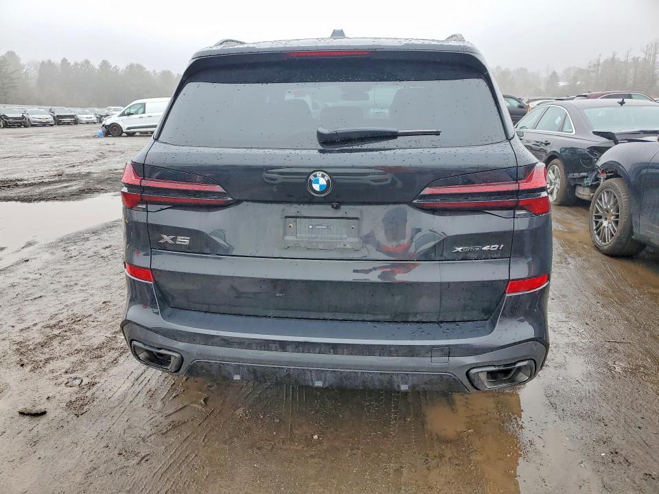 2026 BMW X5 Xdrive40i