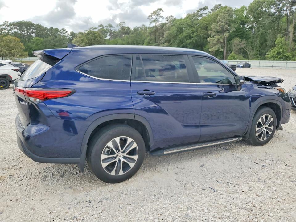 2023 Toyota Highlander Hybrid xle
