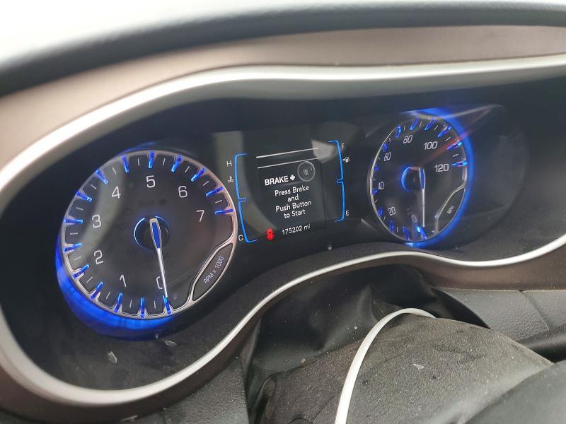 2017 Chrysler Pacifica lx