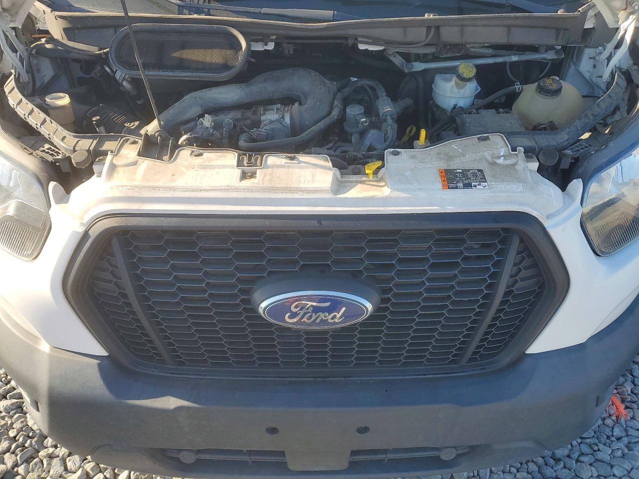 2020 Ford Transit Delivery Truck