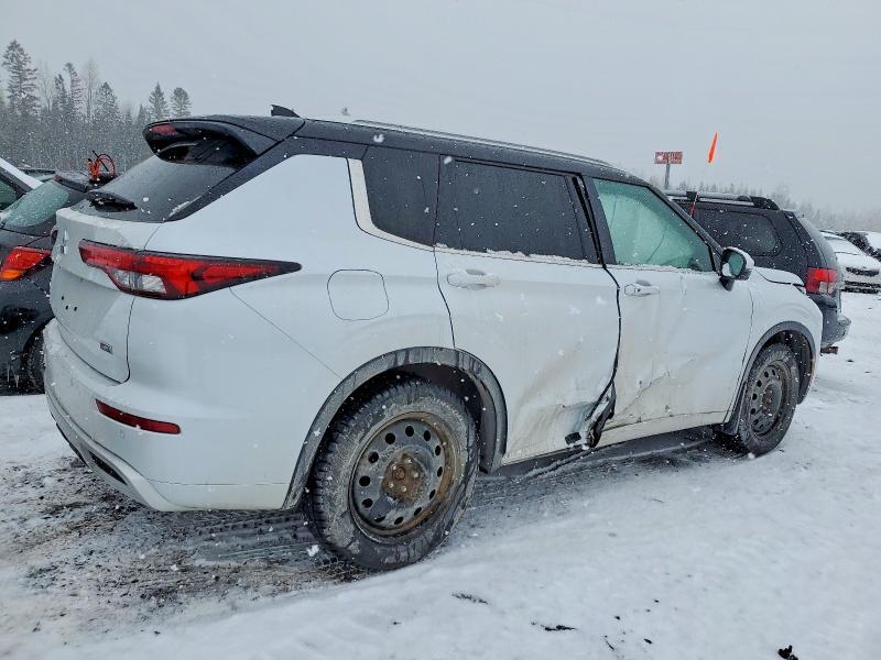 2023 Mitsubishi Outlander sel