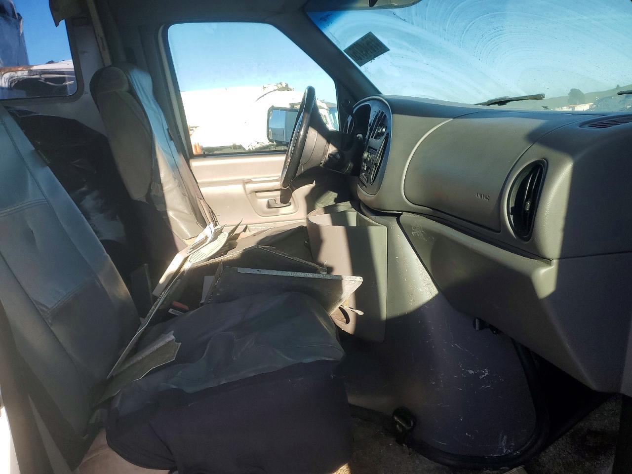 1999 Itasco 1999 Ford E350 RV