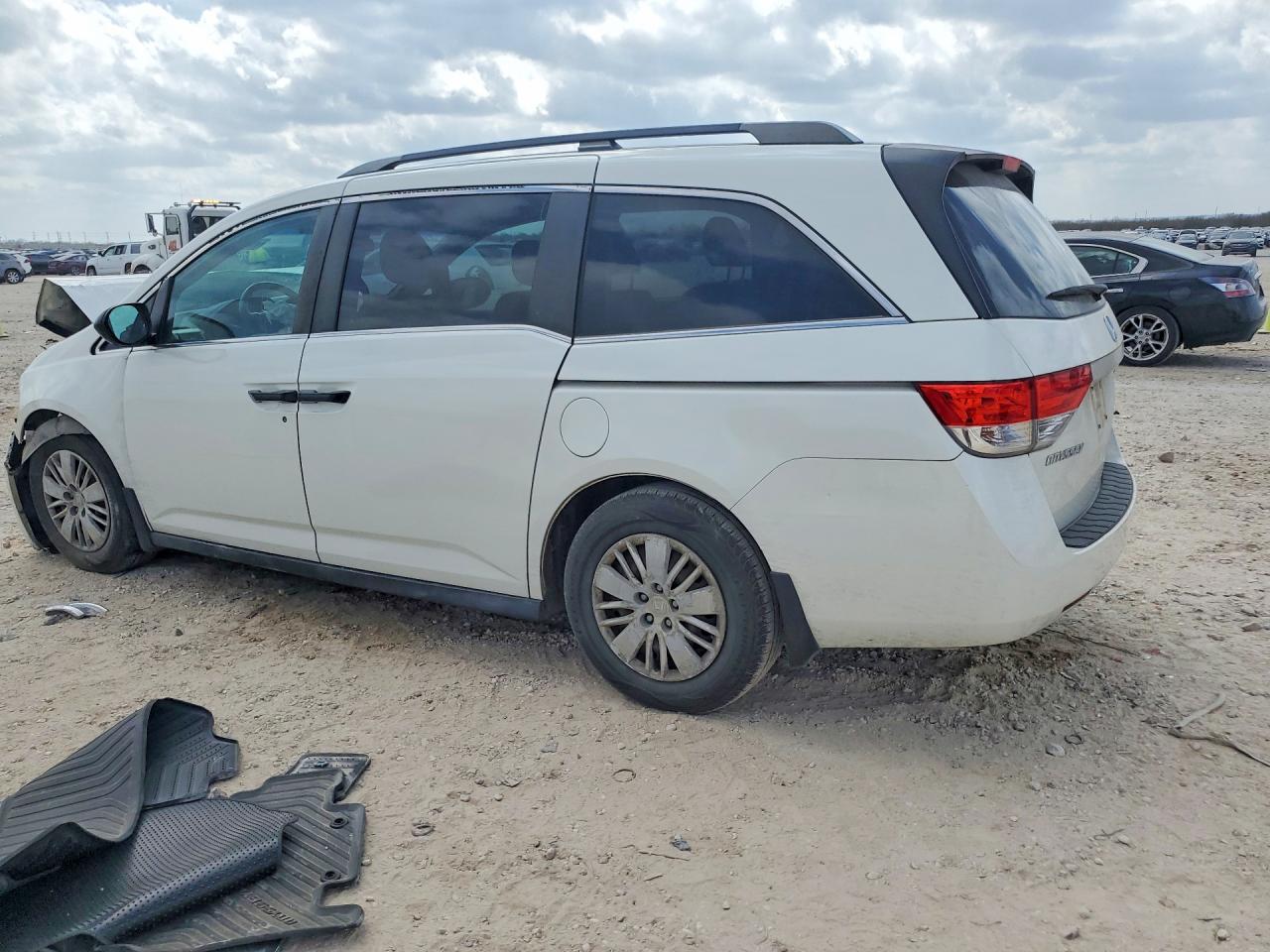 2015 Honda Odyssey lx
