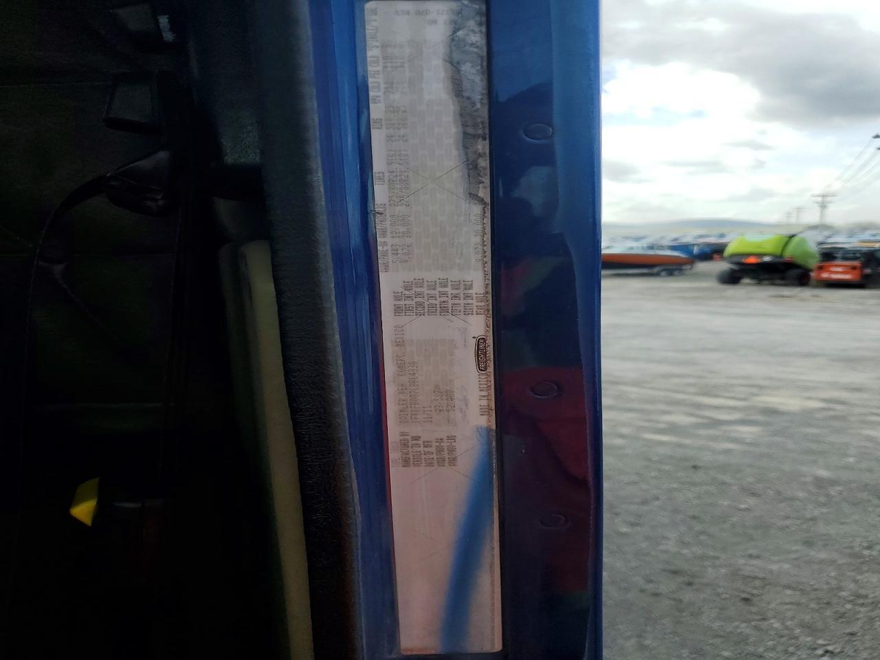 2012 Freightliner Coronado Glider Semi Truck