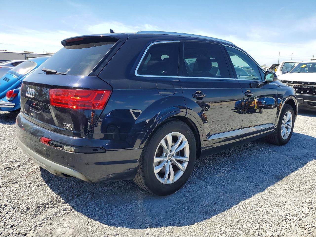 2017 Audi Q7 Premium Plus