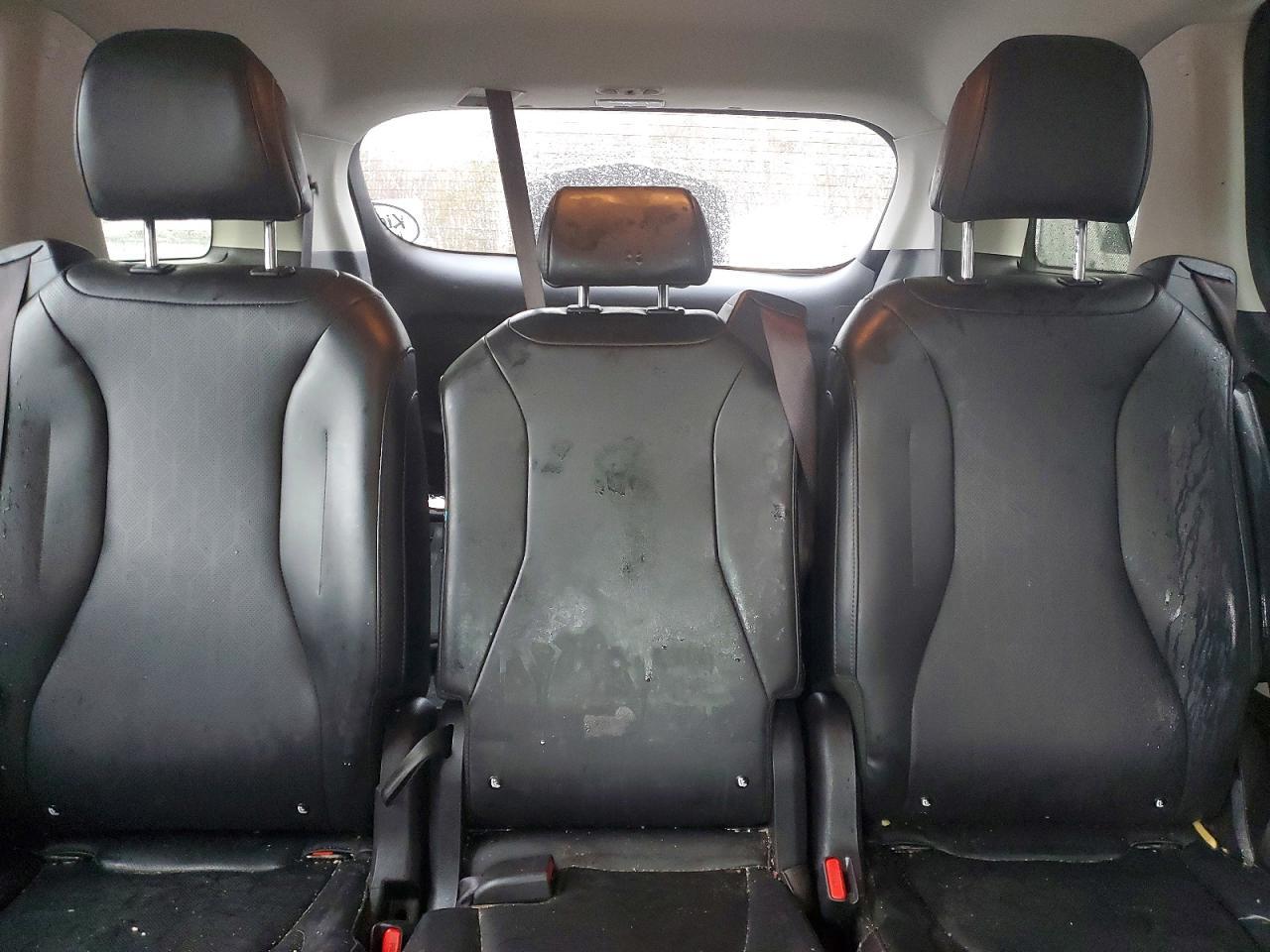 2022 KIA Carnival ex
