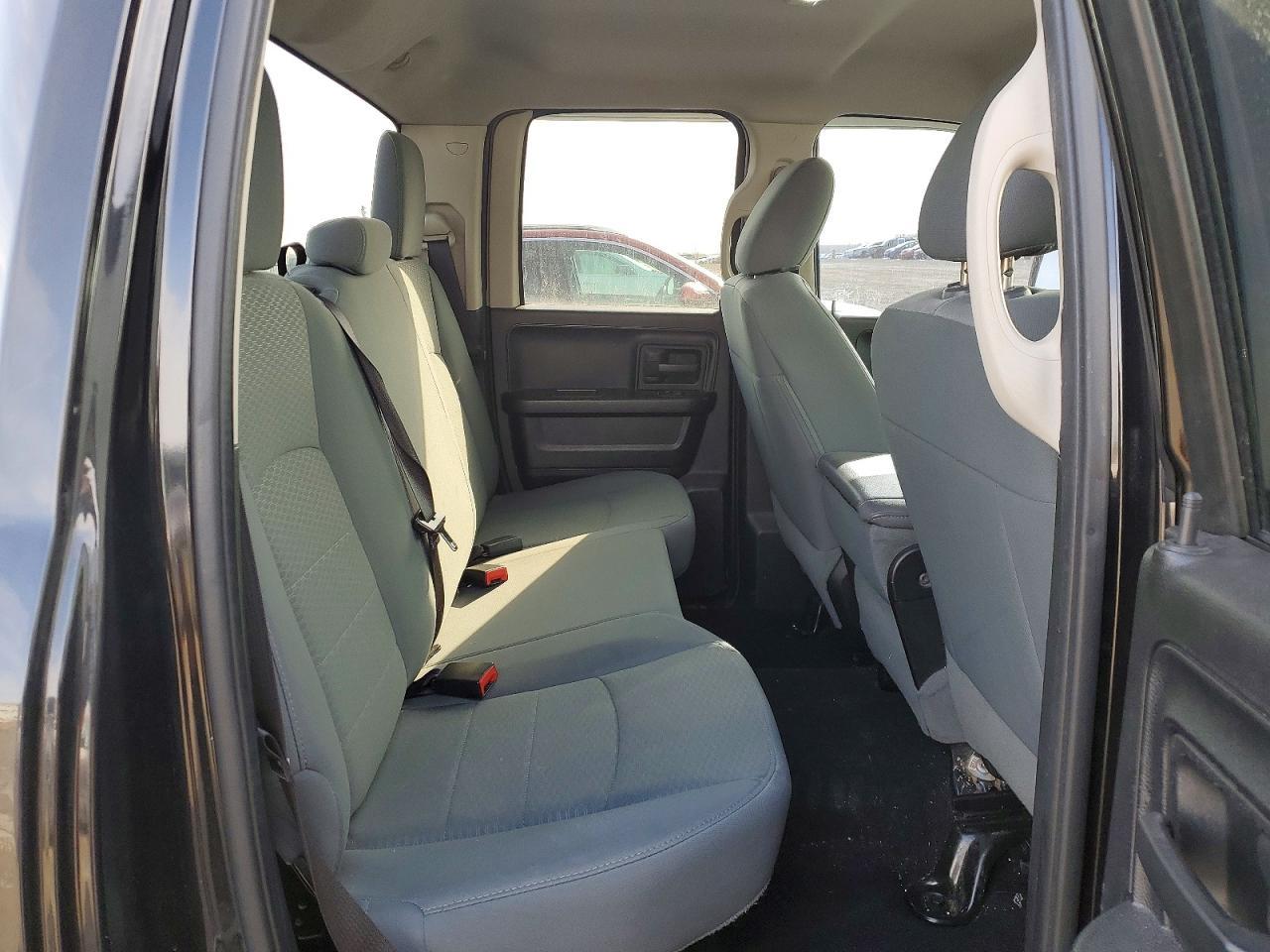 2015 Dodge RAM 1500 ST