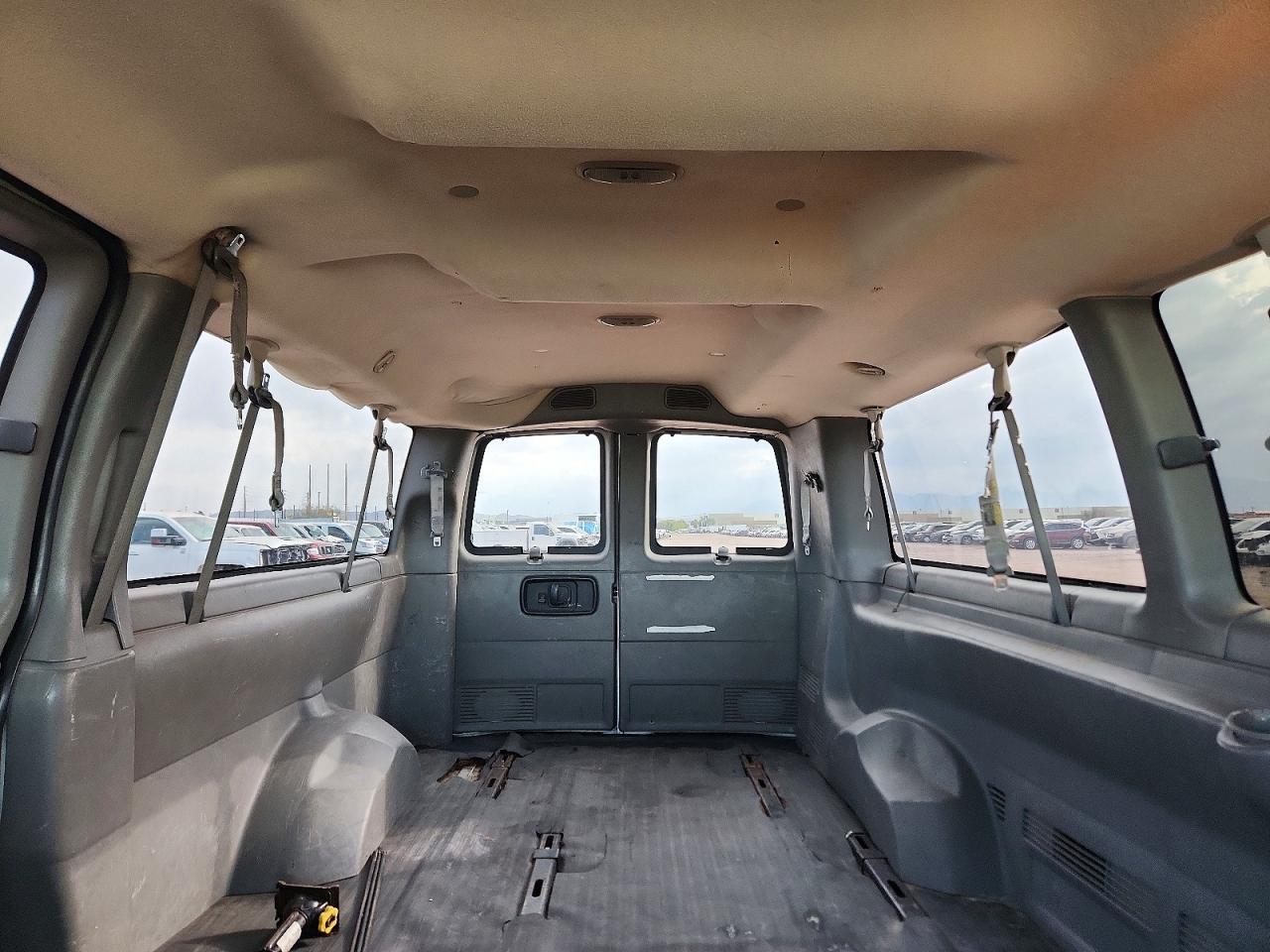 2004 Chevrolet Express G3500