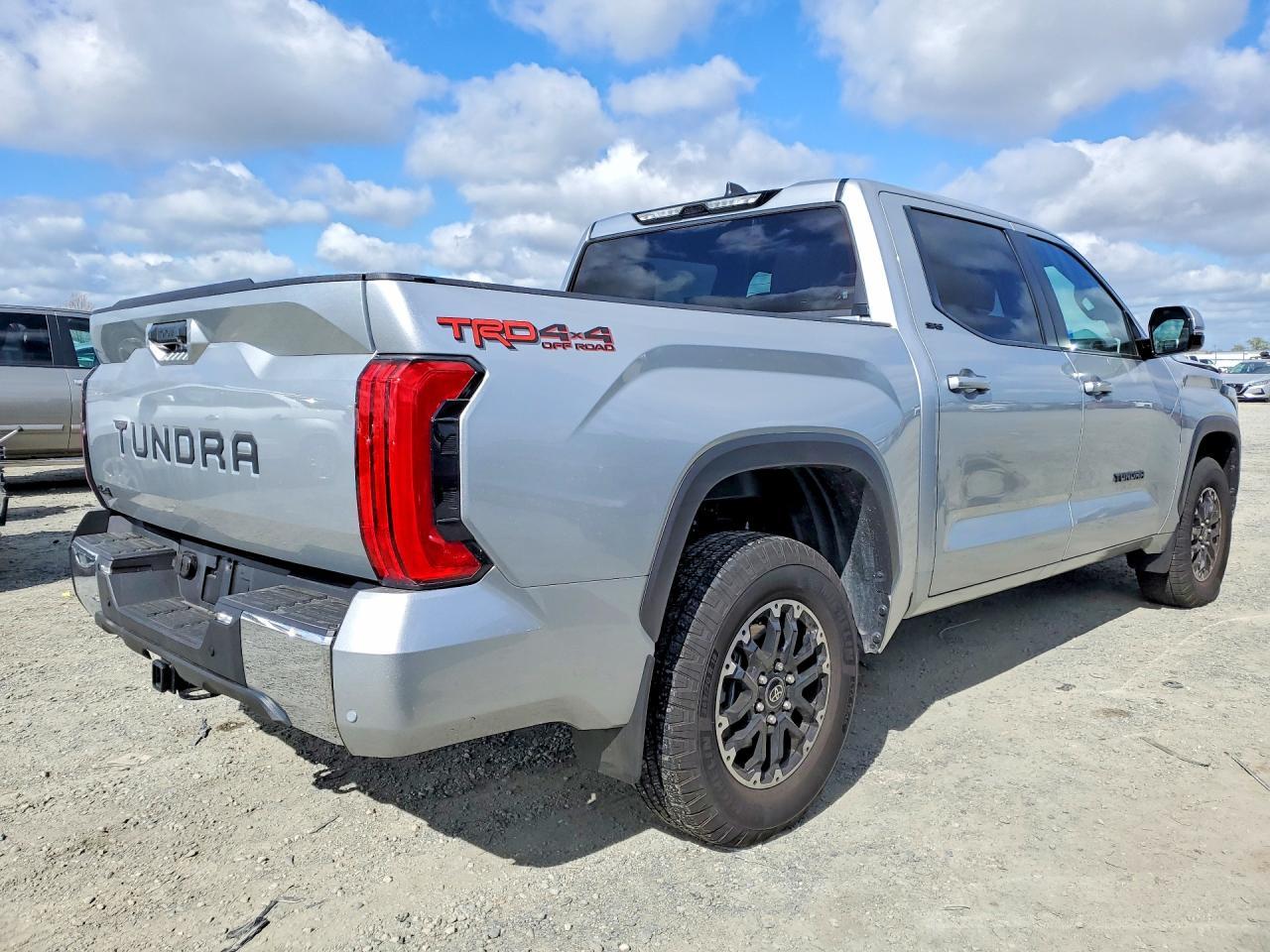 2025 Toyota Tundra SR5