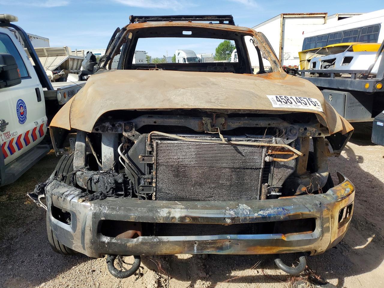 2012 Dodge RAM Chassis Cab Rollback Truck