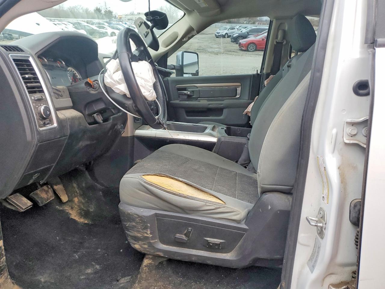 2016 Dodge RAM 1500 SLT