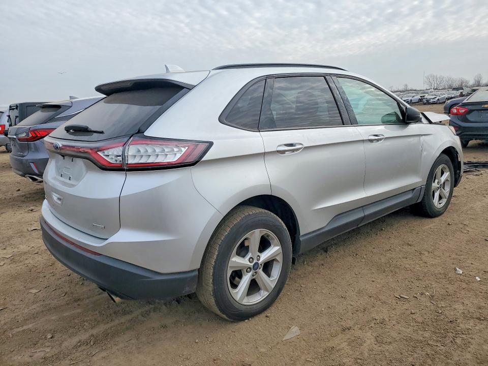 2015 Ford Edge se