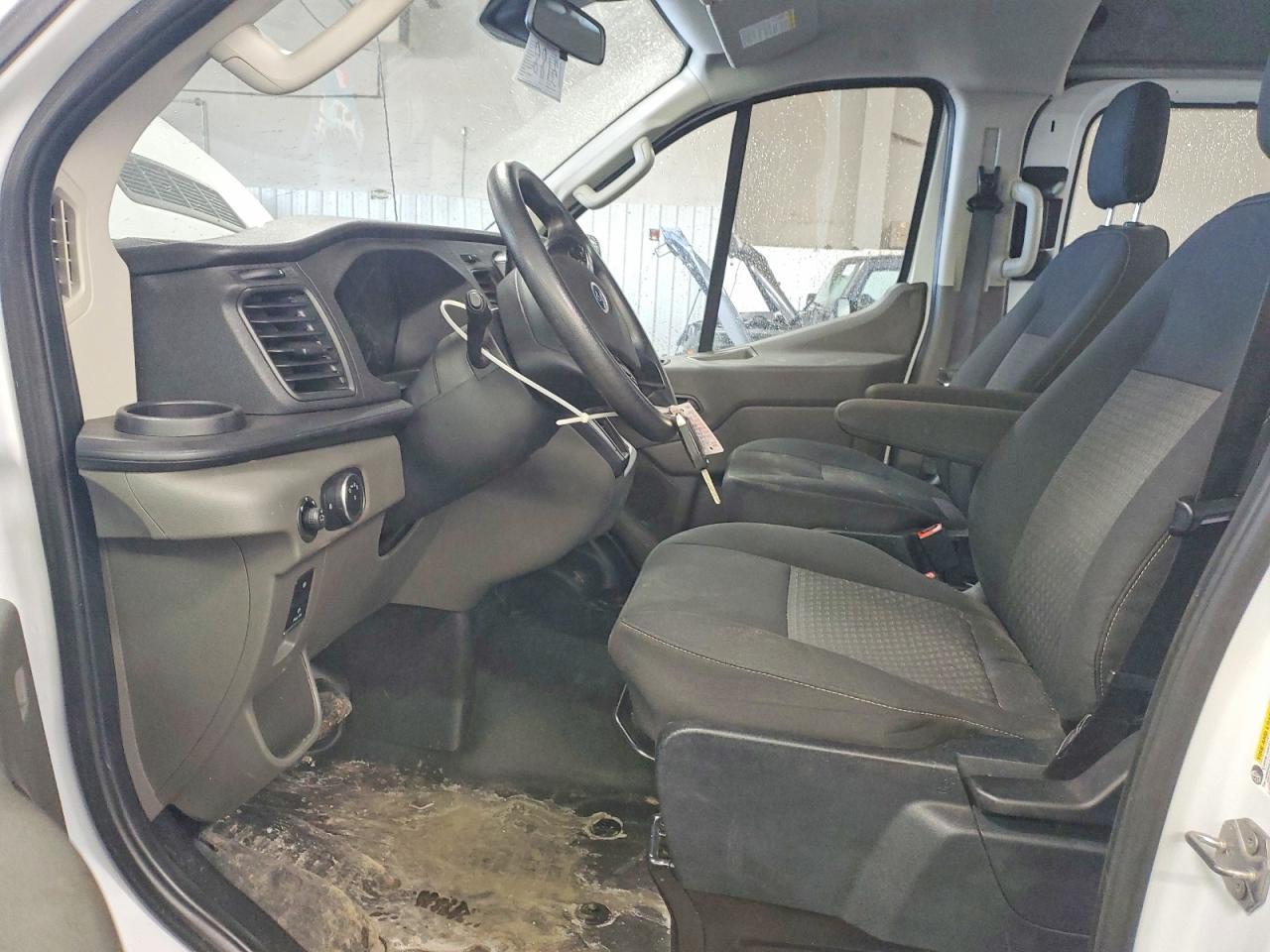 2023 Ford Transit T-250
