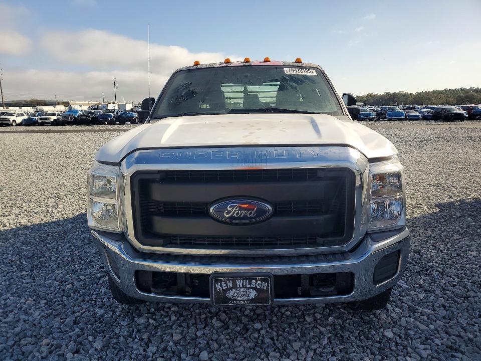 2016 Ford 2014 Ford F-350 Flatbed Truck