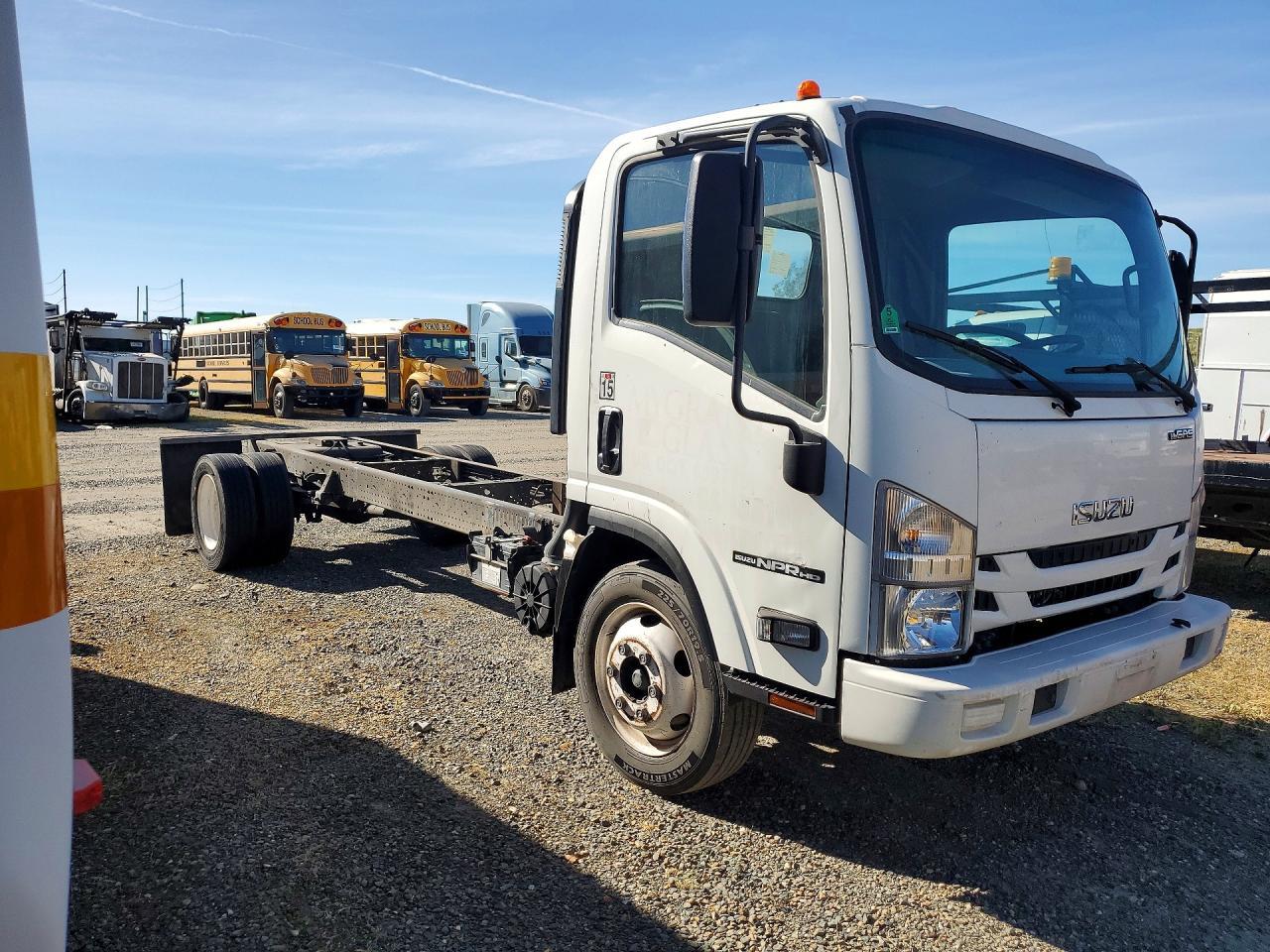 2017 Isuzu NPR HD
