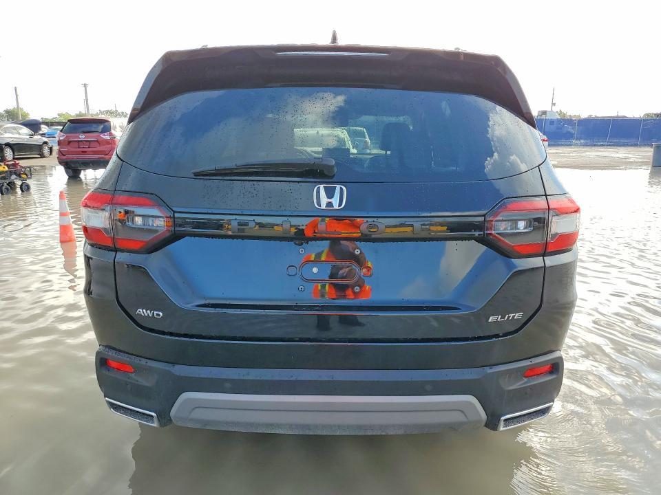 2023 Honda Pilot Elite