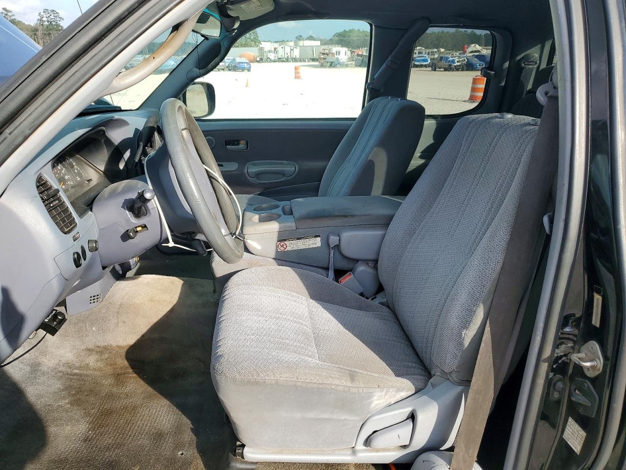 2002 Toyota Tundra SR5 V8