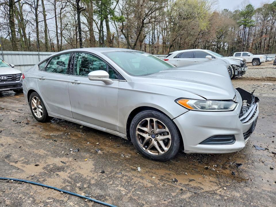 2015 Ford Fusion se