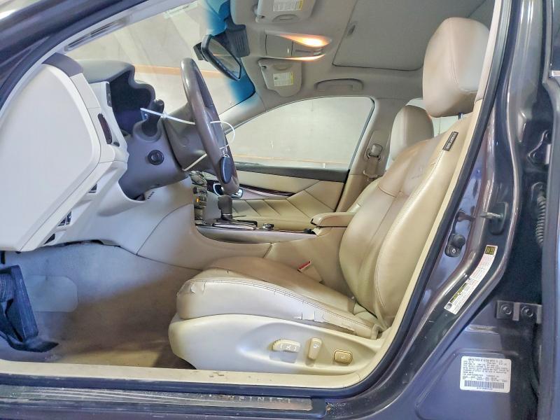 2011 Infiniti M37 x