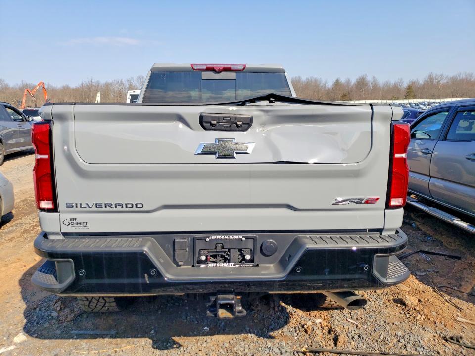 2025 Chevrolet Silverado K2500 ZR2