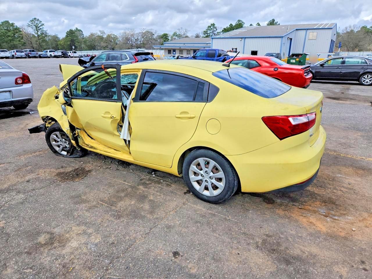 2016 KIA Rio lx