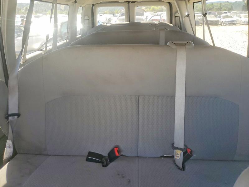 2014 Ford Econoline E350 Super Duty Wagon