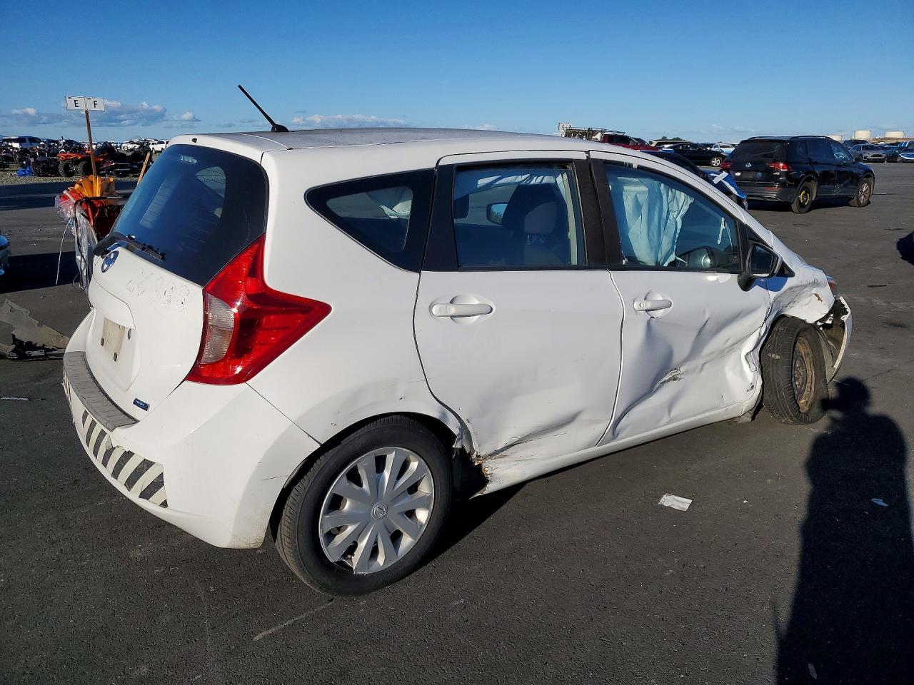 2016 Nissan Versa Note s Plus