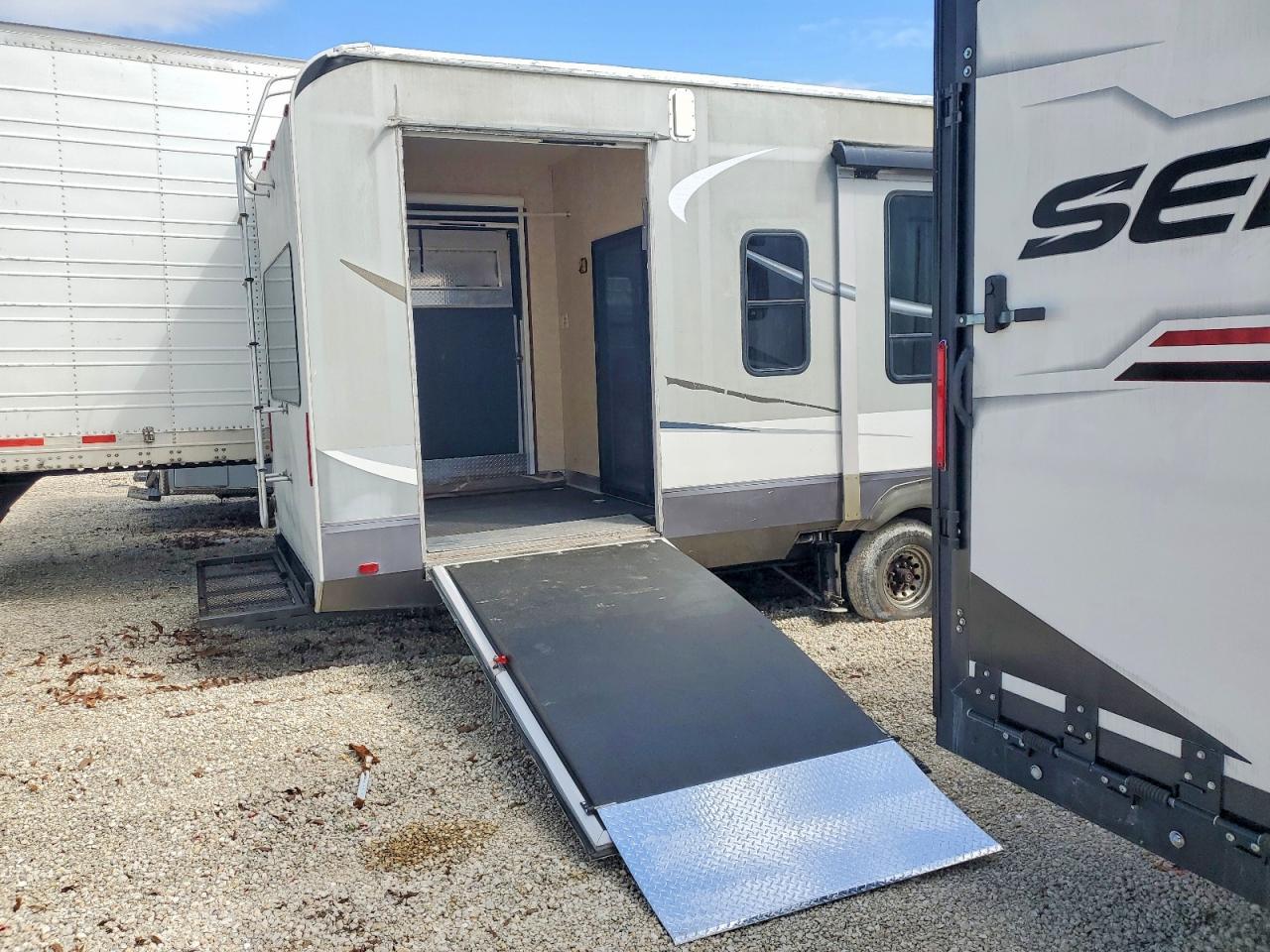 2011 Open Range Camper