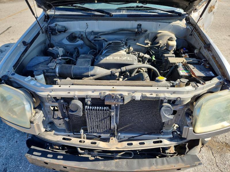 2004 Toyota Tundra SR5