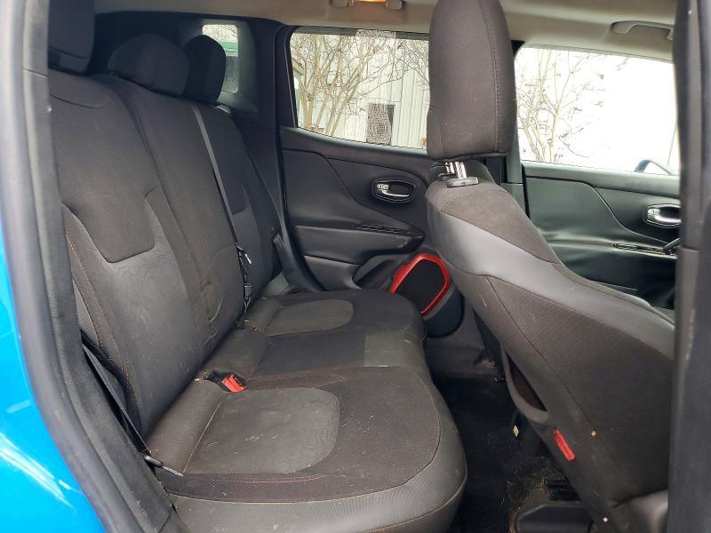 2015 Jeep Renegade Trailhawk