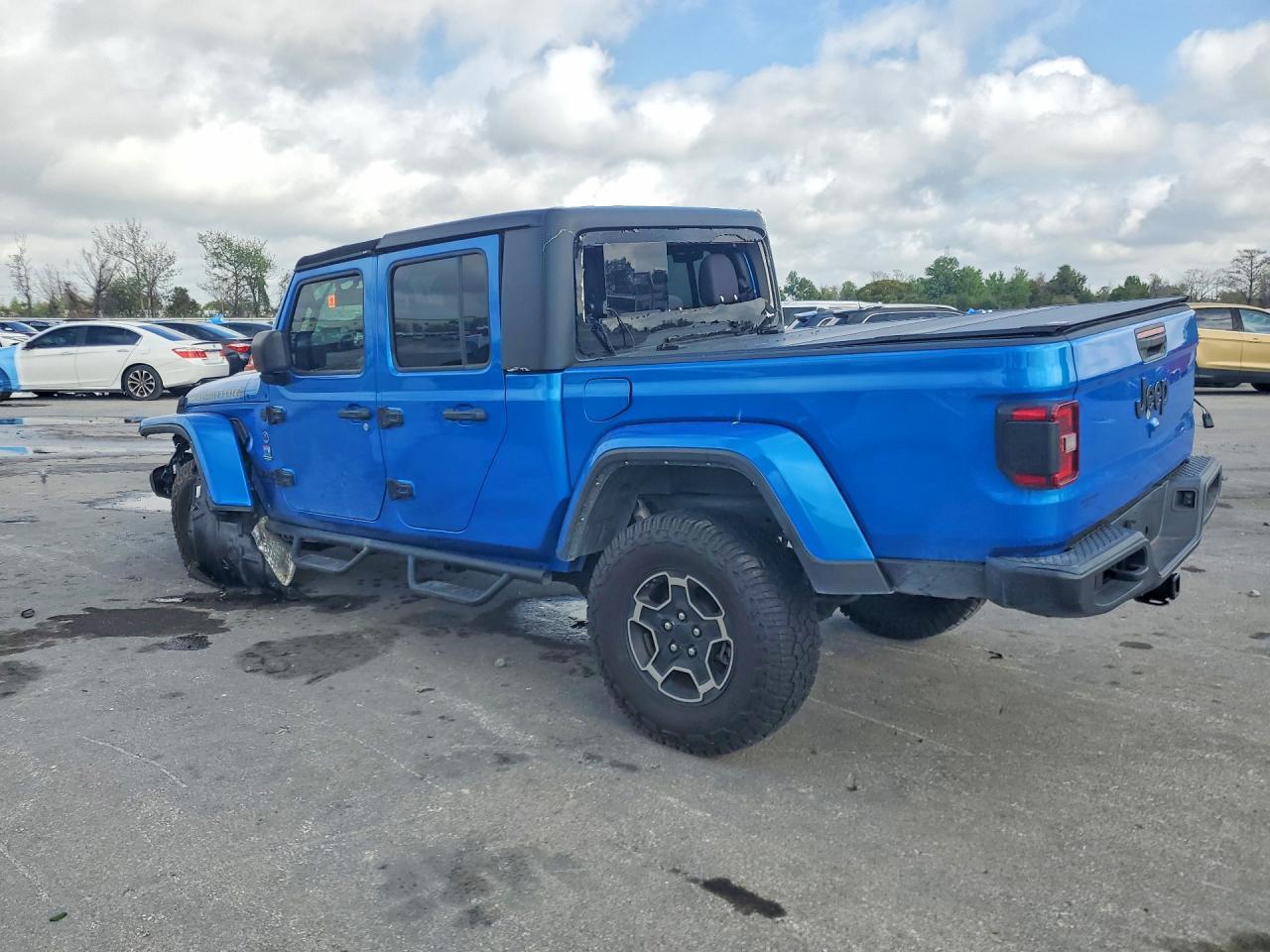 2022 Jeep Gladiator Sport