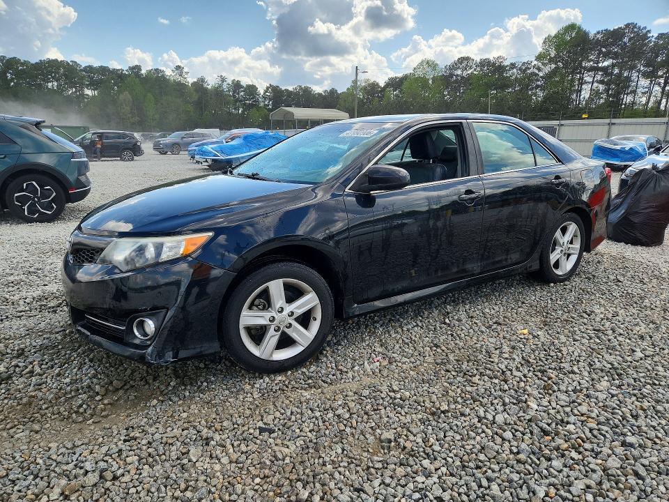 2014 Toyota Camry se