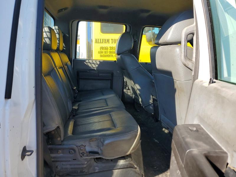 2012 Ford F450 Super Duty Flatbed Truck