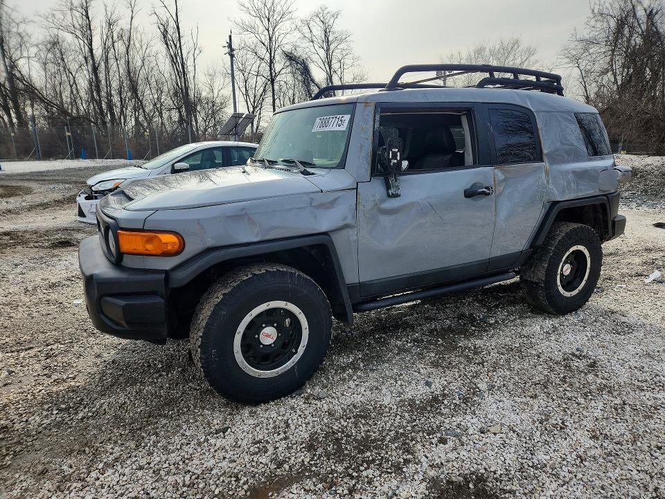 2013 Toyota Fj Cruiser Base