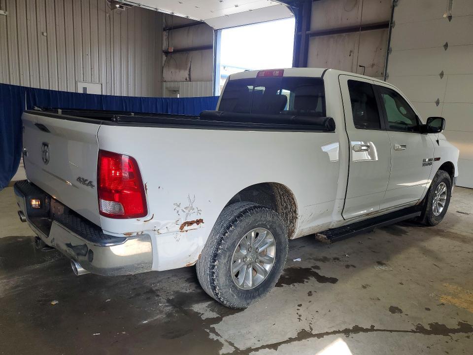 2015 Dodge RAM 1500 SLT