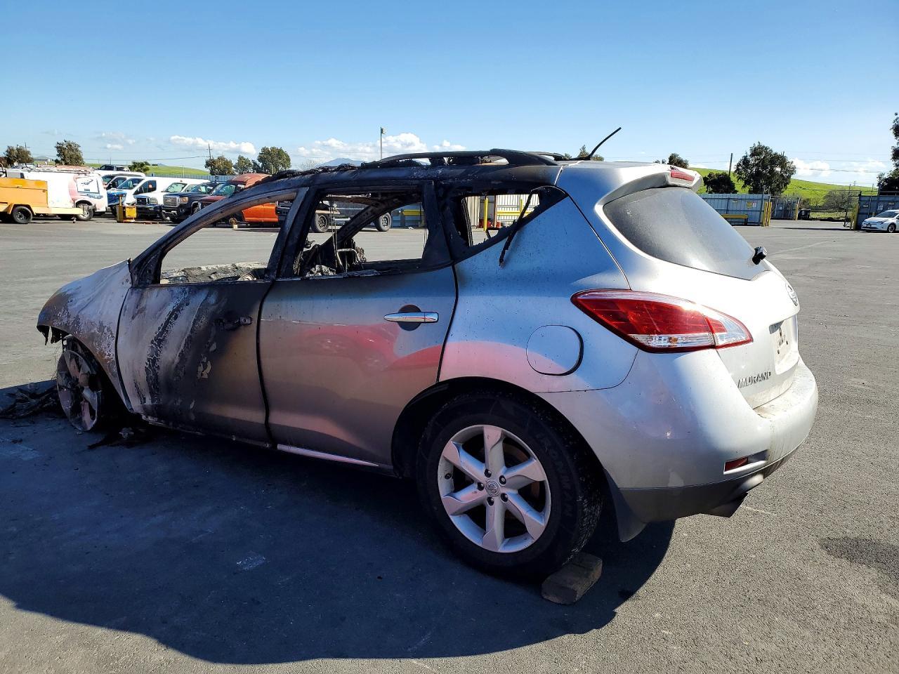 2012 Nissan Murano s