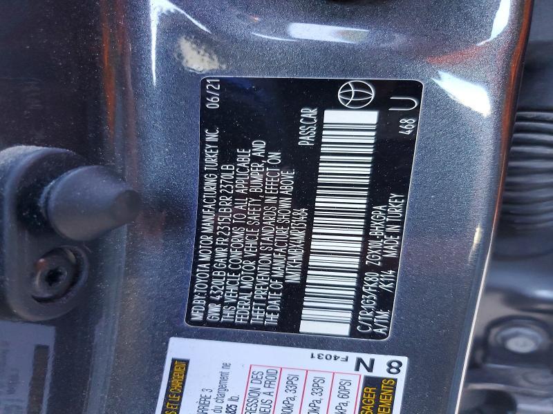 2021 Toyota C-hr xle