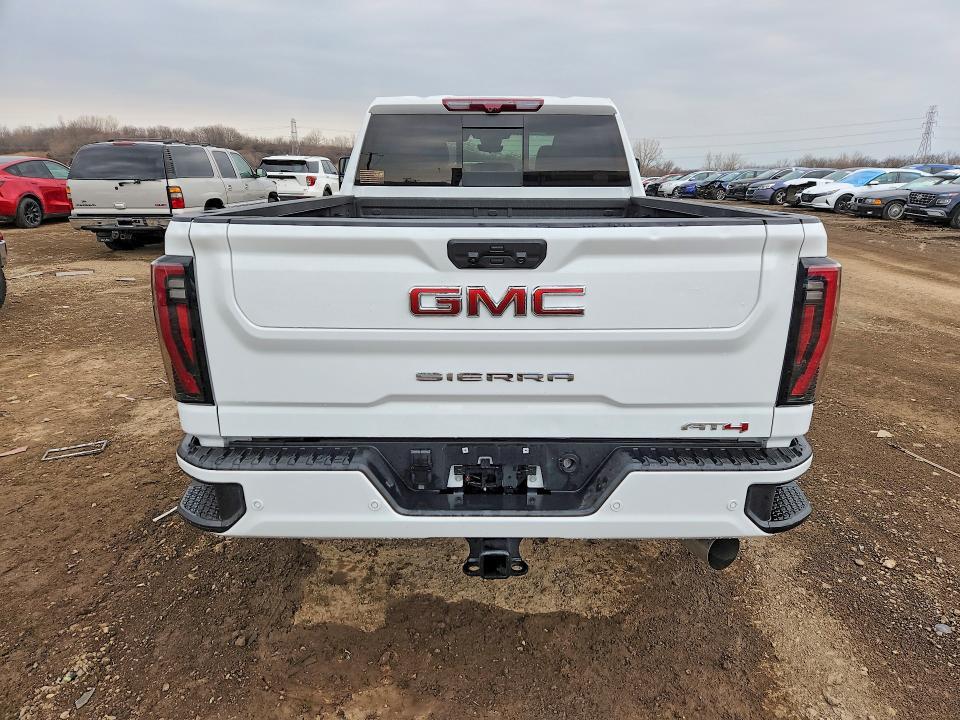 2025 GMC Sierra K2500 AT4