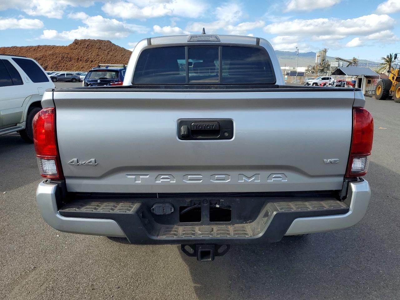 2023 Toyota Tacoma SR V6