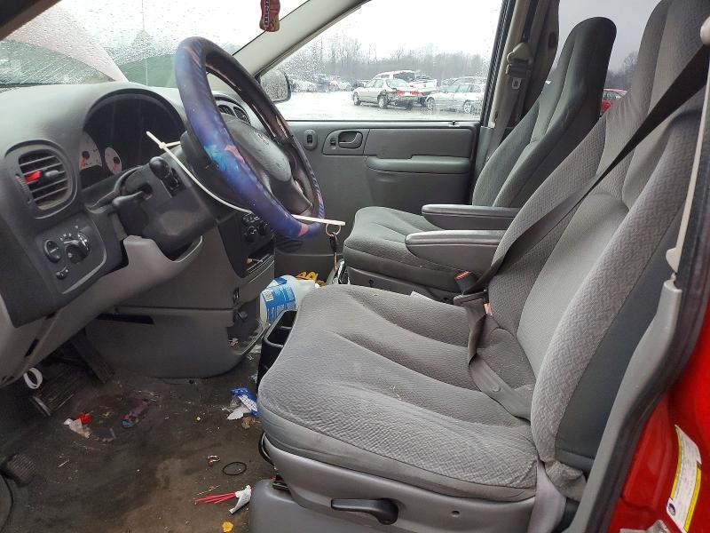 2005 Dodge Grand Caravan se