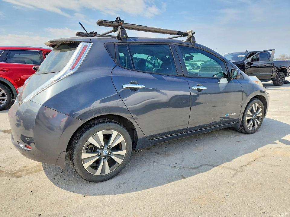 2013 Nissan Leaf s