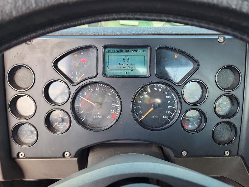 2017 Mack CXU612 Semi Truck