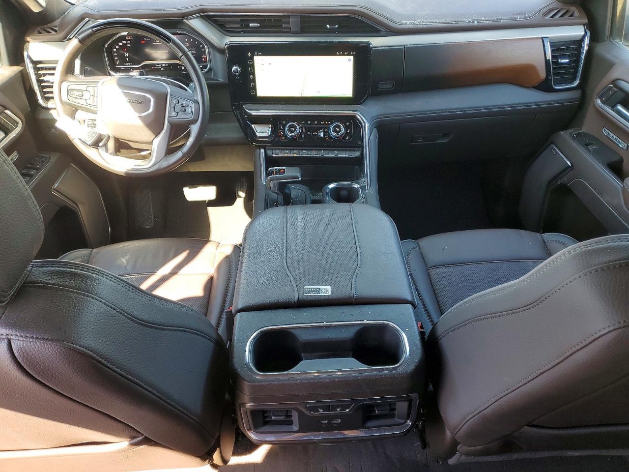 2025 GMC Sierra K1500 Denali