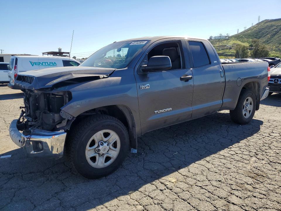 2015 Toyota Tundra SR5