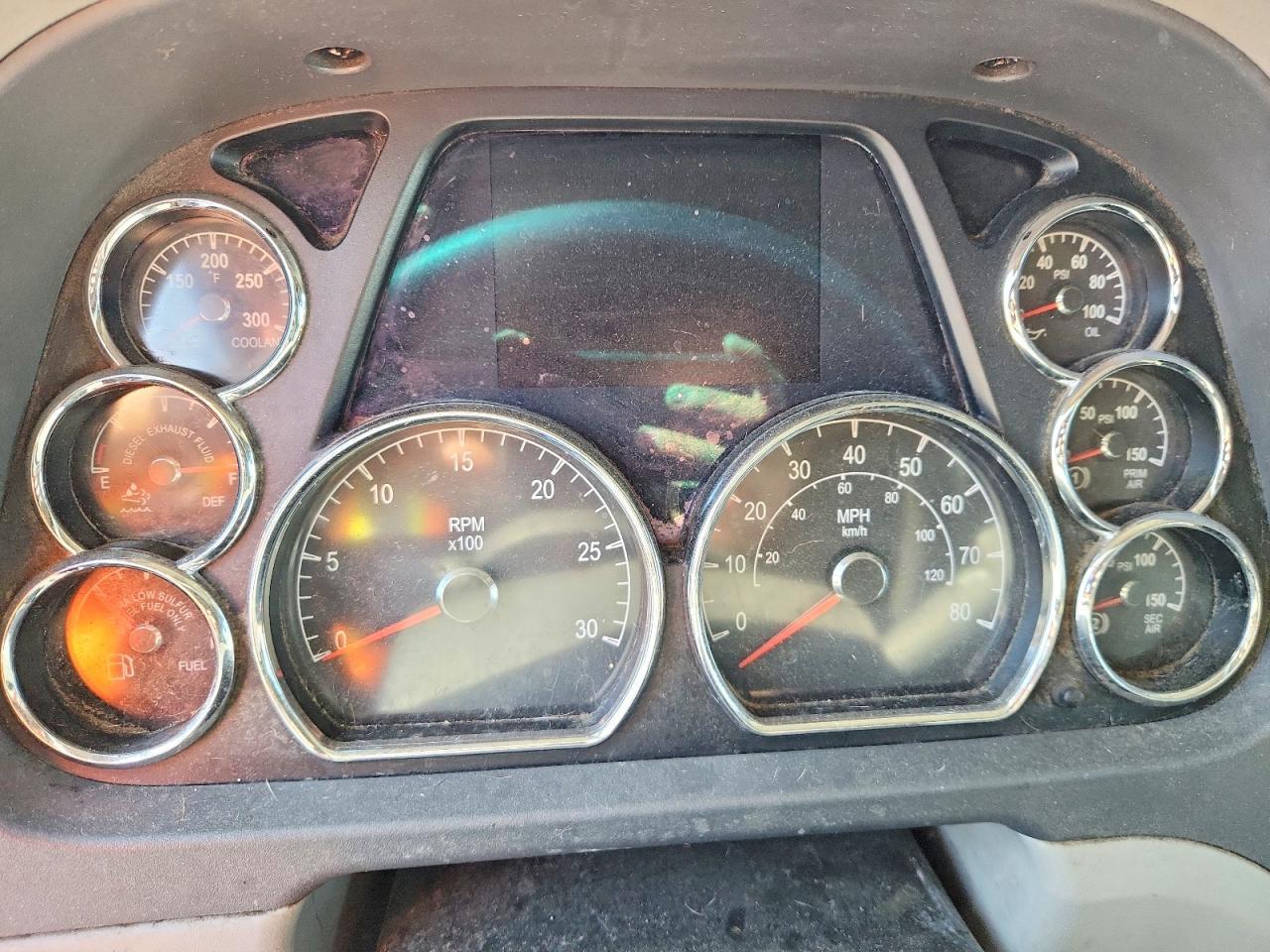 2019 Peterbilt 579 Semi Truck