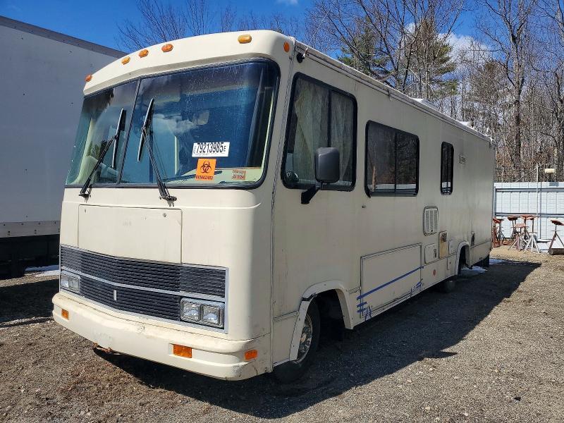 1990 Chevrolet P Series rv